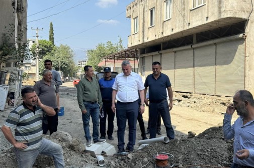 Mevlana sokakta atıksu ve bordür çalışması tamamlanmıştır.