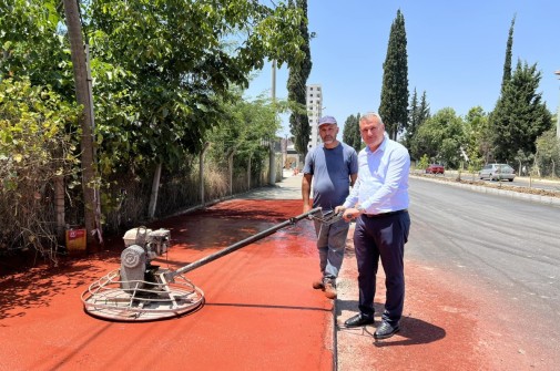 Yeni Devlet Hastanesi civarında kaldırım çalışması başlamıştır.