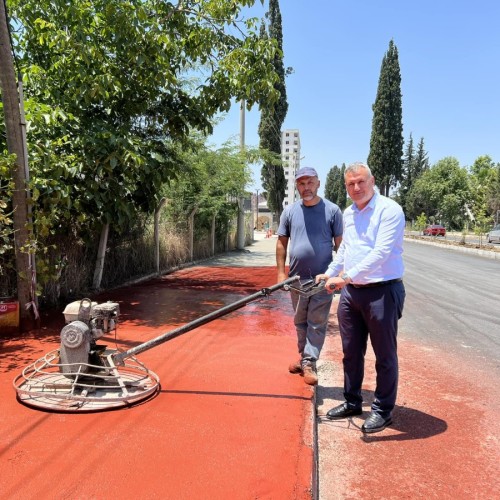 Yeni Devlet Hastanesi civarında kaldırım çalışması başlamıştır.