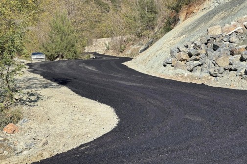 Karkın Mahallesi’nde Yol ve Asfalt Çalışmaları Tamamlandı